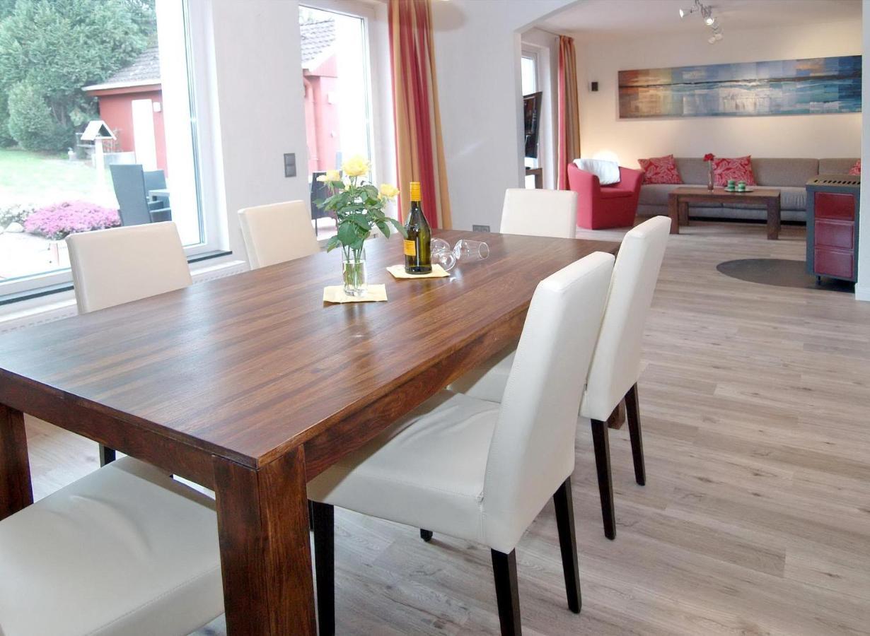 Ferienhaus LUV&LEE Ferienhaus LUV und LEE Scharbeutz Exterior foto